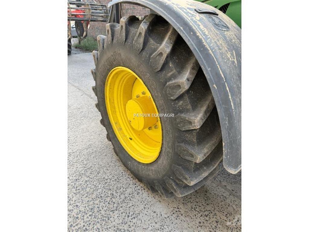 John Deere 6175M الجرارات