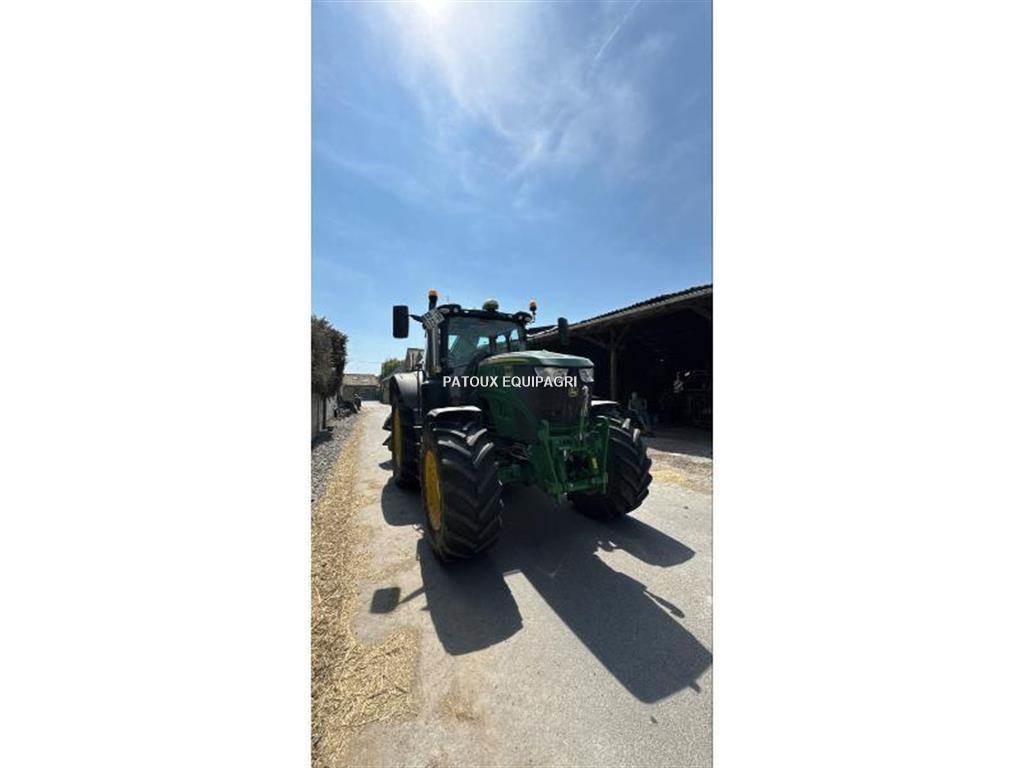 John Deere 6175R الجرارات