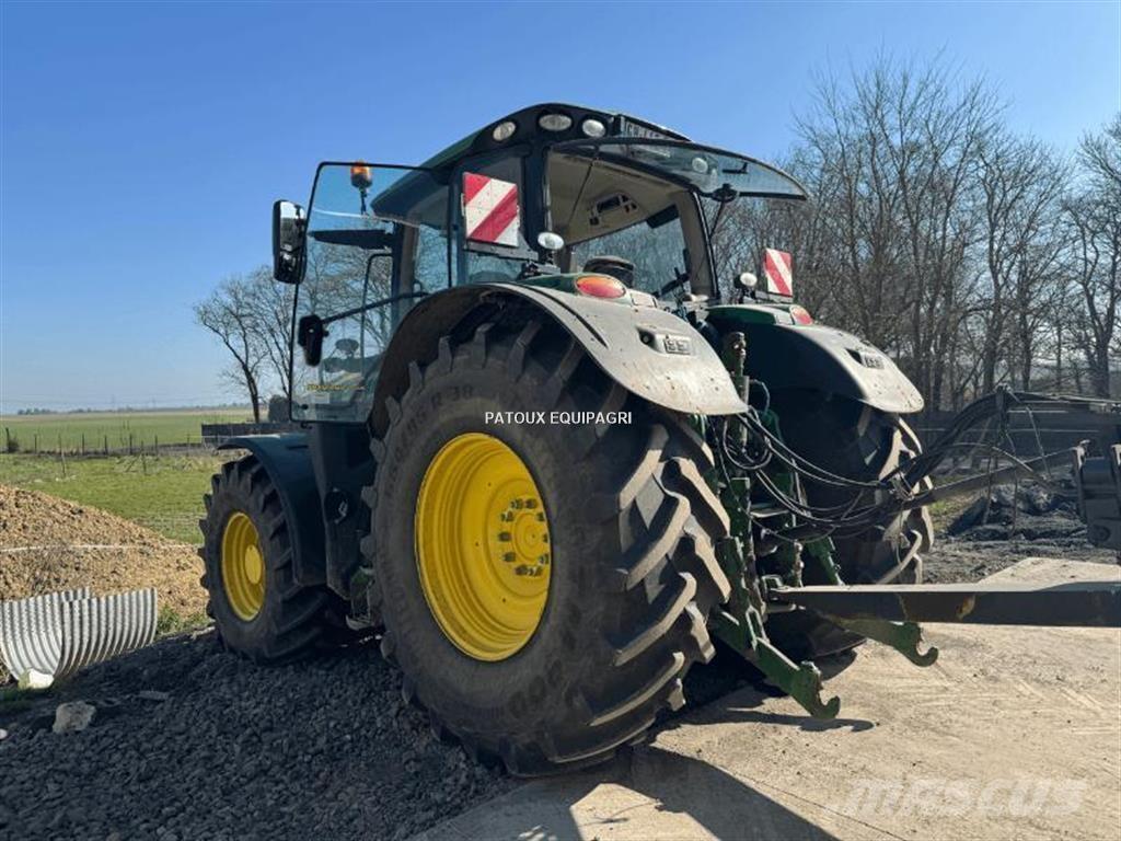 John Deere 6175R الجرارات