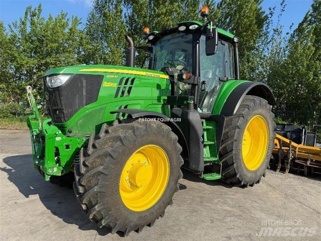John Deere 6195M الجرارات