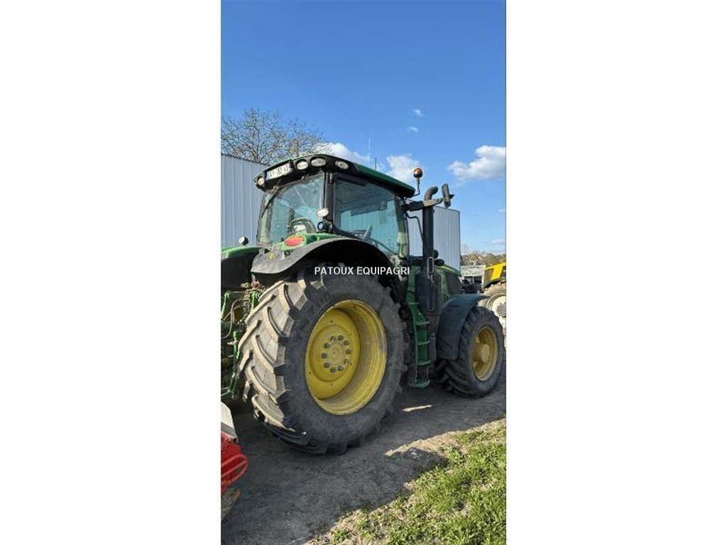 John Deere 6195R الجرارات