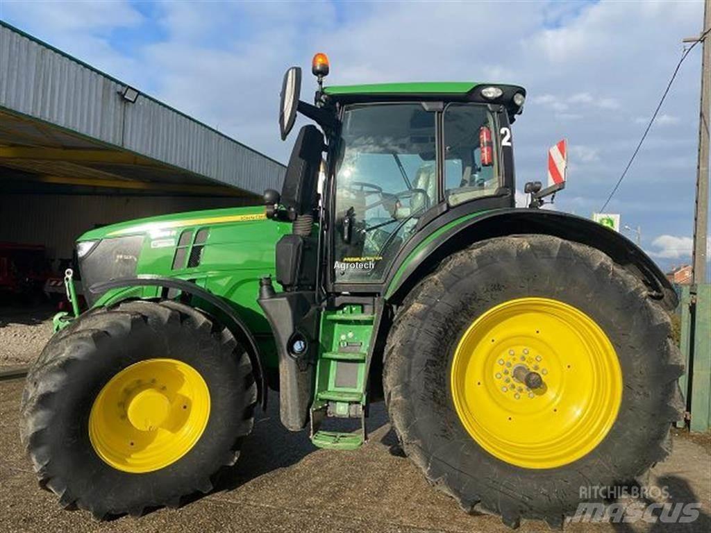 John Deere 6250R الجرارات