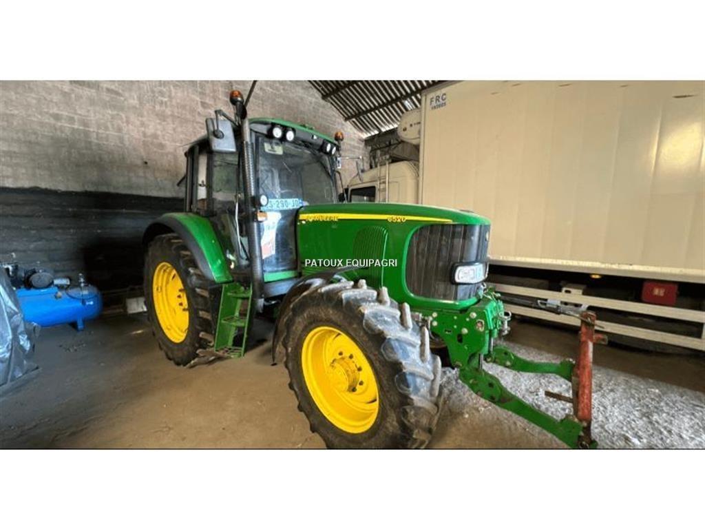 John Deere 6520 الجرارات