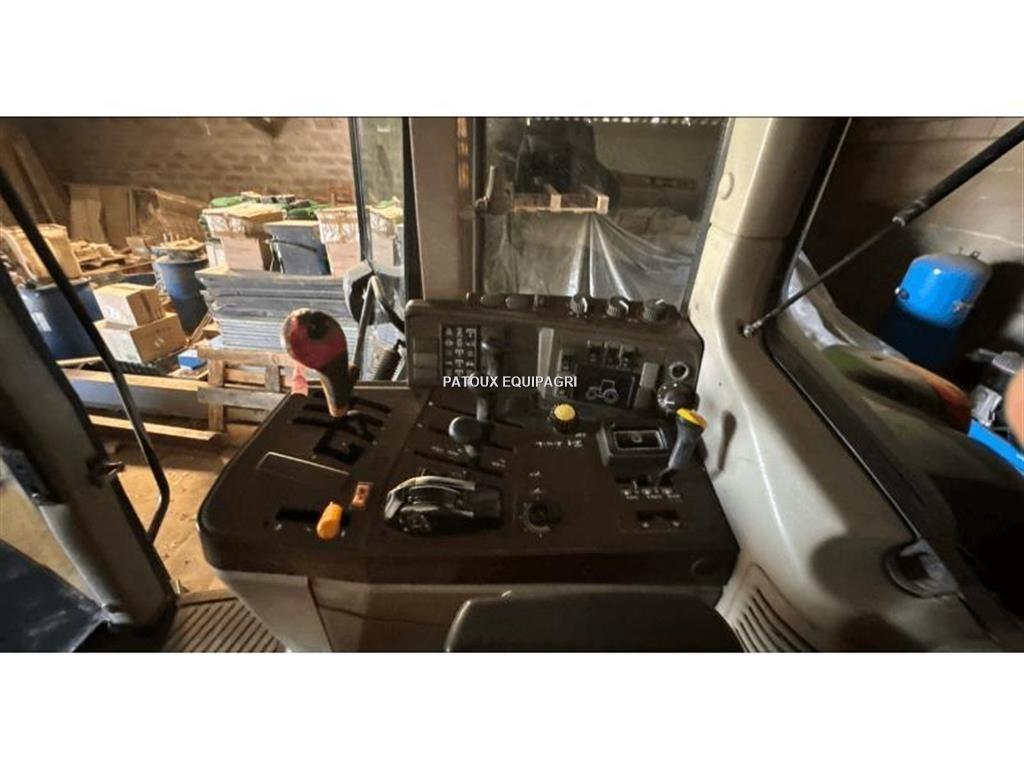 John Deere 6520 الجرارات