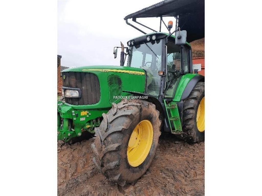John Deere 6820 الجرارات