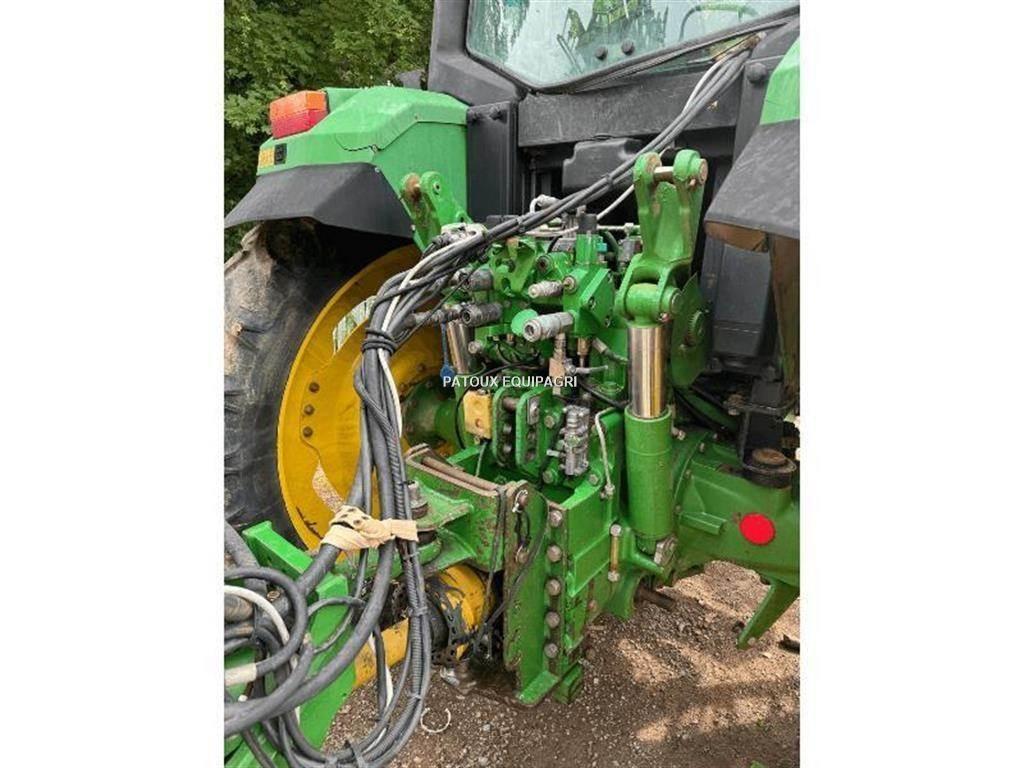 John Deere 6910 الجرارات