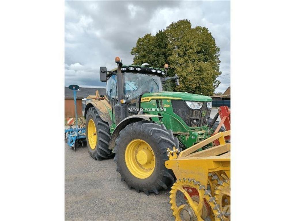 John Deere 6R185 الجرارات