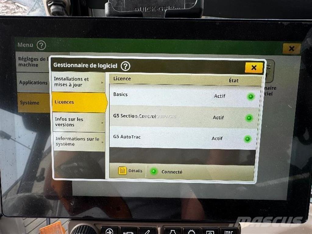 John Deere 6R215 الجرارات