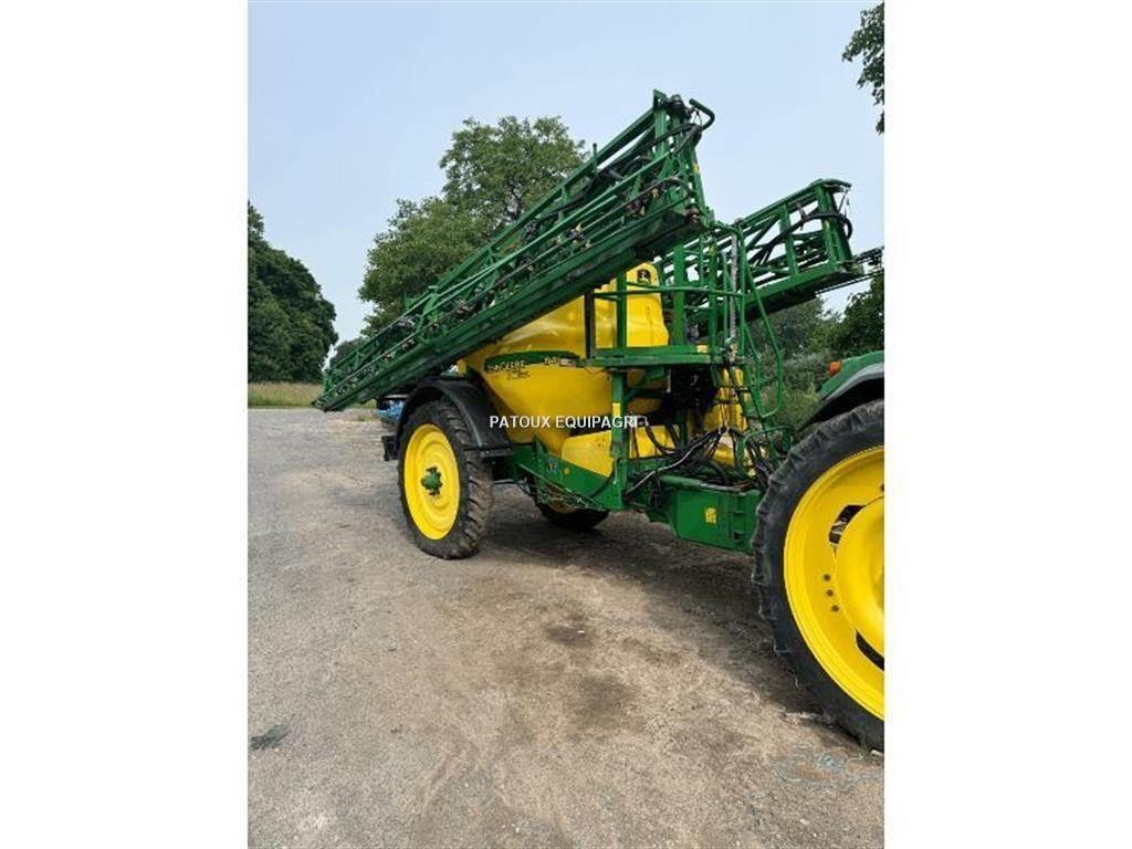John Deere 840 الرشاشات