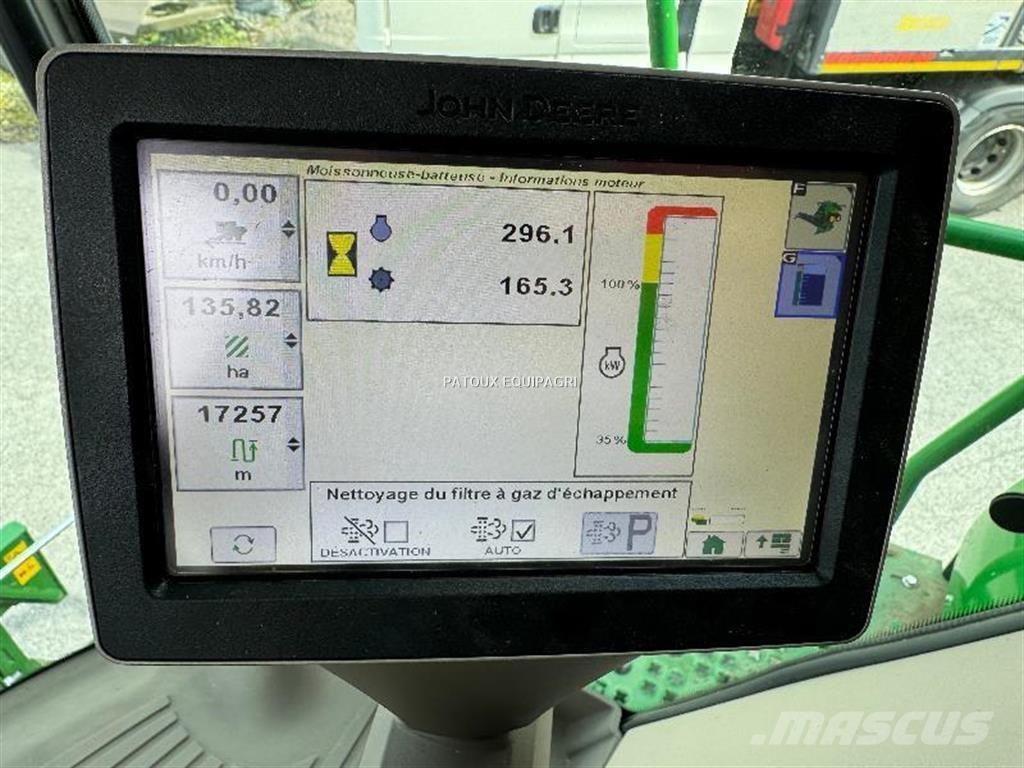 John Deere T550 حصادات