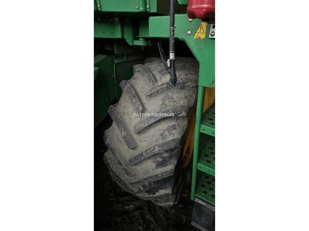 John Deere T560 حصادات