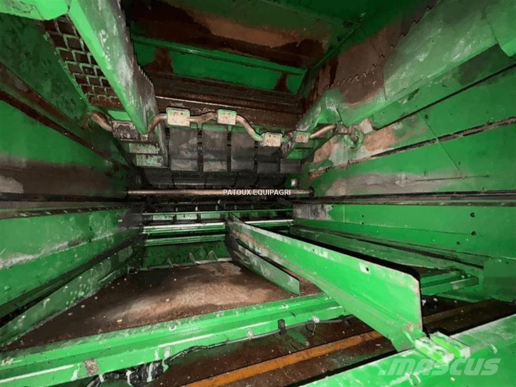 John Deere T660 حصادات