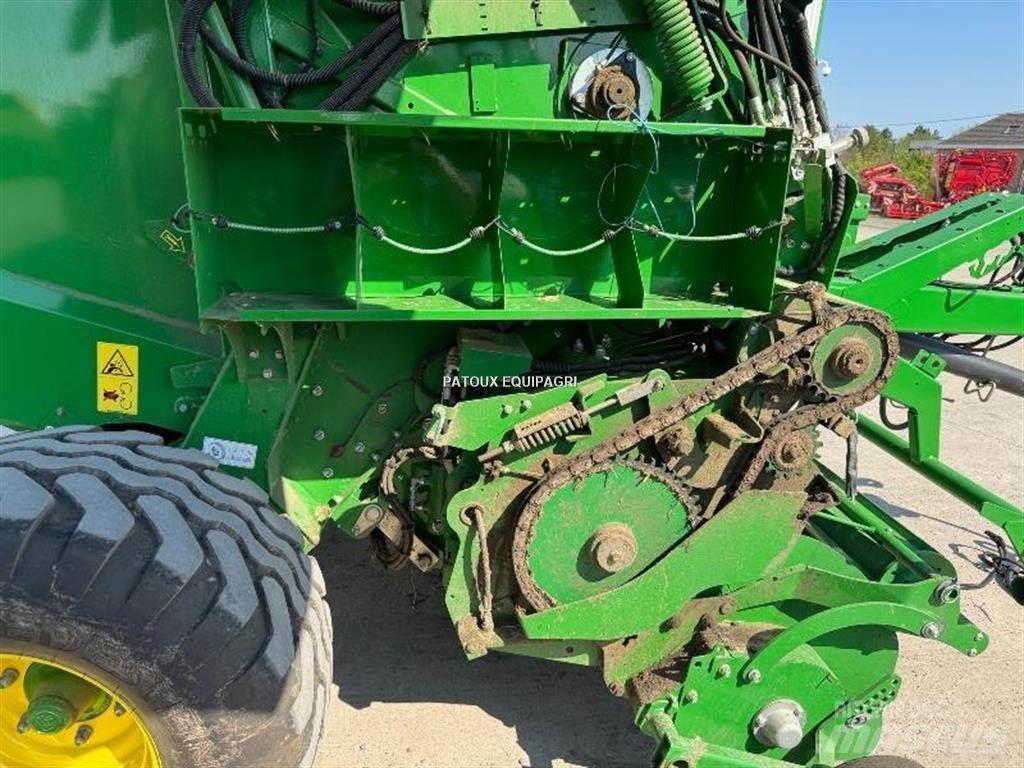 John Deere V461M محزمات مستديرة
