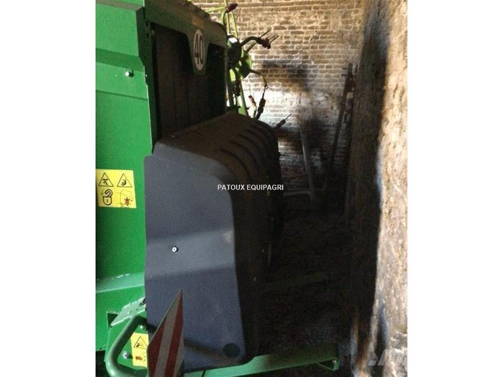 John Deere V461M محزمات مستديرة