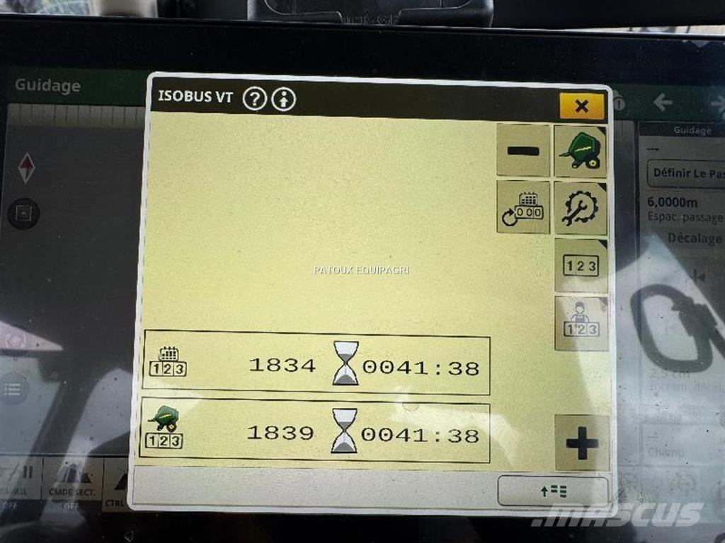 John Deere V461R محزمات مستديرة