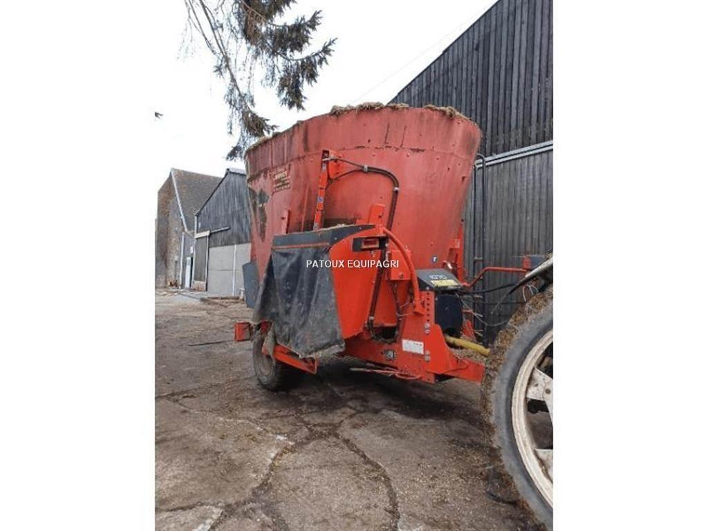 Kuhn 1070 ملقمات خلاط
