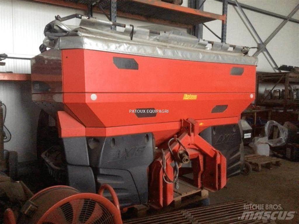 Kuhn AXIS50.1W معدات فرد المواد المعدنية