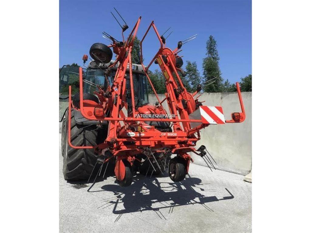 Kuhn GF5902 مكابس وميبسات التبن