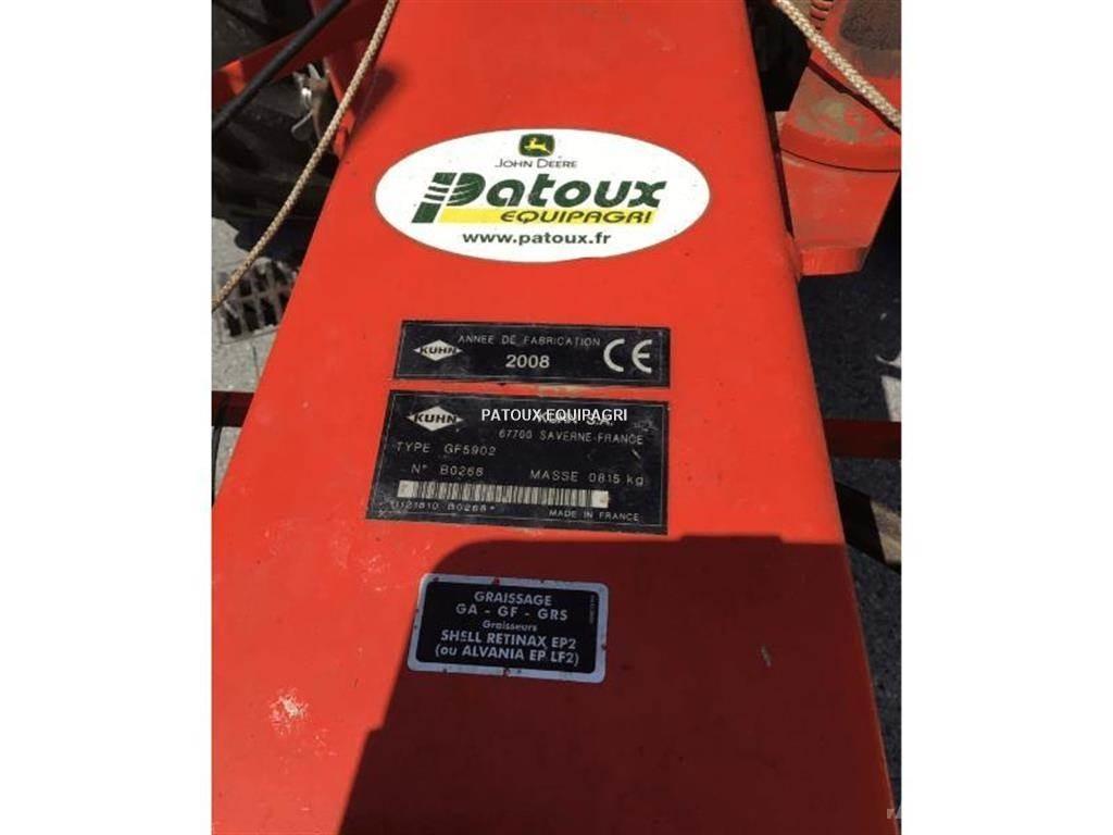 Kuhn GF5902 مكابس وميبسات التبن