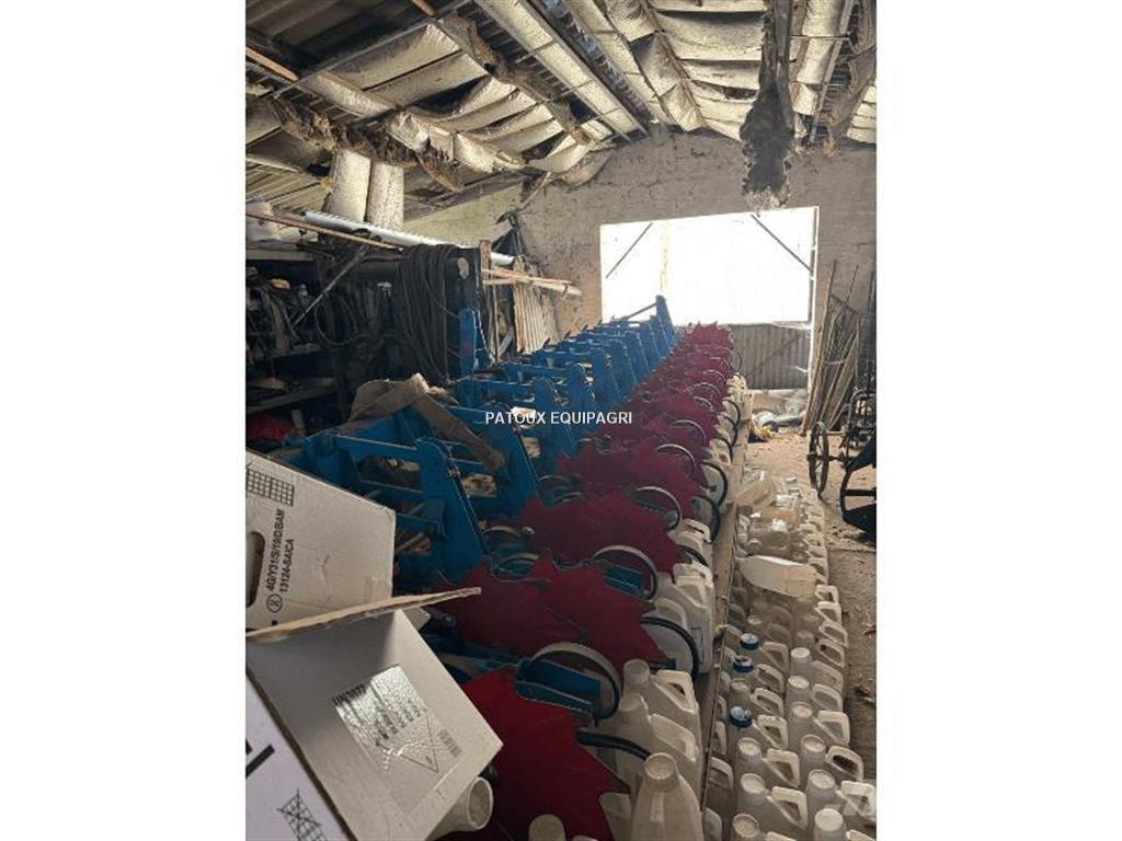 Monosem CROP 12R حراثات صفوف المحاصيل