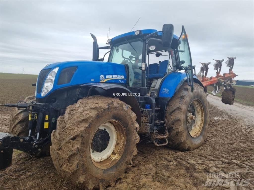 New Holland T7.250 الجرارات