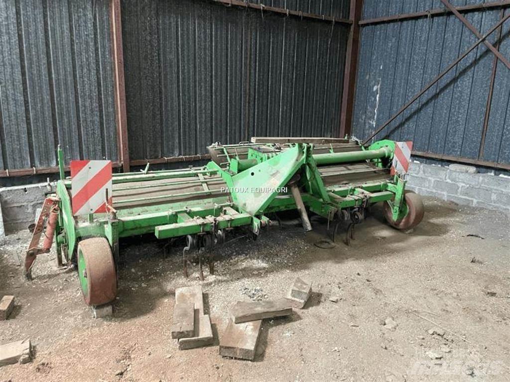 Rumpstad RSF2000 الكاسحات وقلابات التربة ذات المحركات