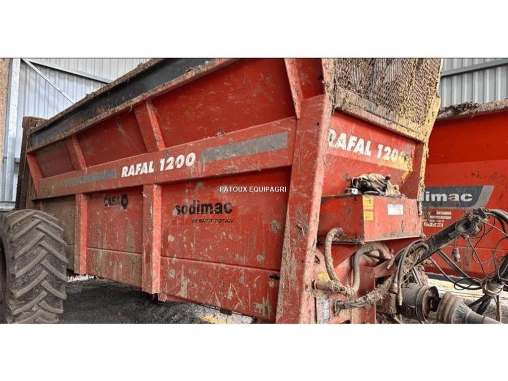 Sodimac RAFAL1200 معدات توزيع السماد العضوي