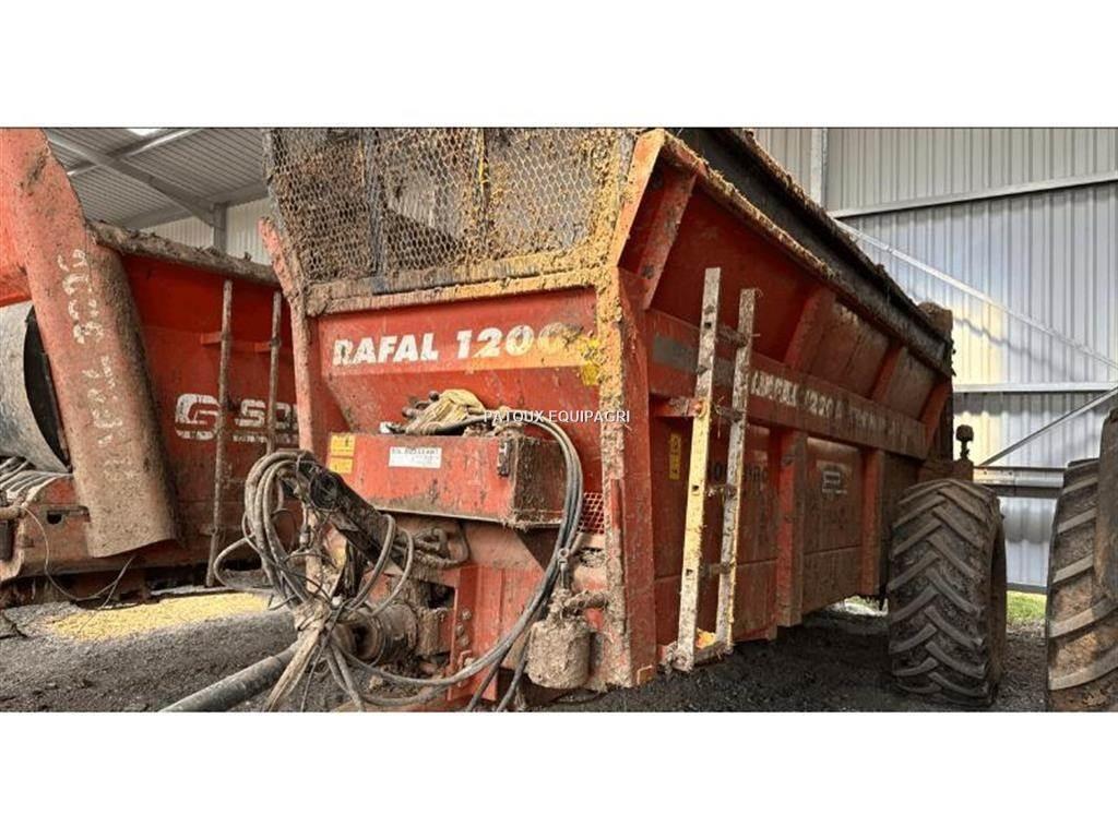 Sodimac RAFAL1200 معدات توزيع السماد العضوي