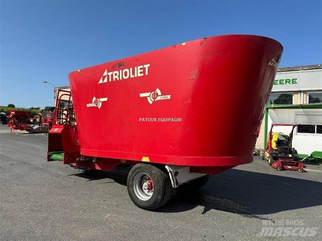 Trioliet 2-2000 ملقمات خلاط