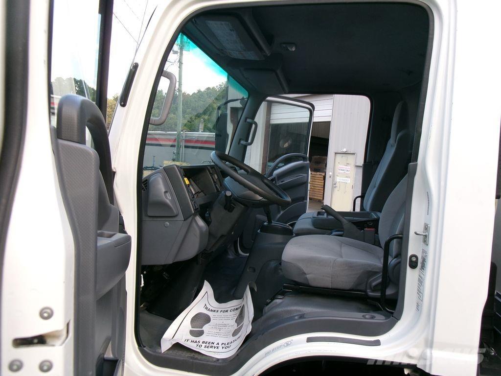 Isuzu NPRHD شاحنات ذات هيكل صندوقي