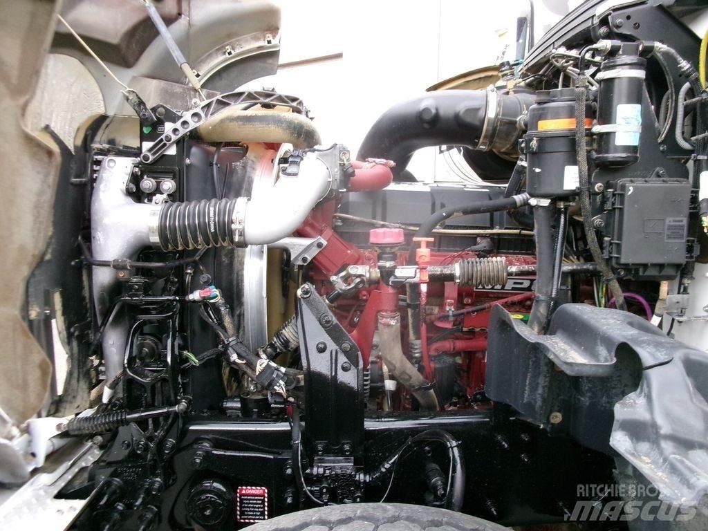 Mack GR64FR شاحنات قلابة
