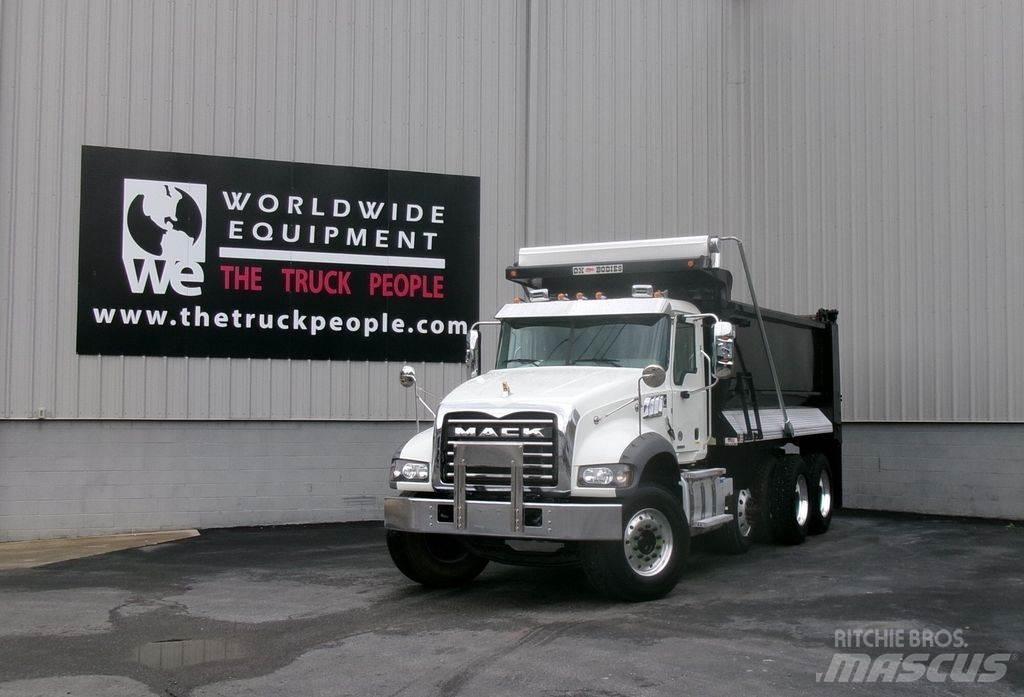 Mack Granite شاحنات قلابة