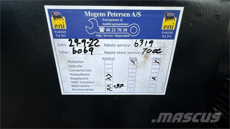 CASE 1390 الجرارات