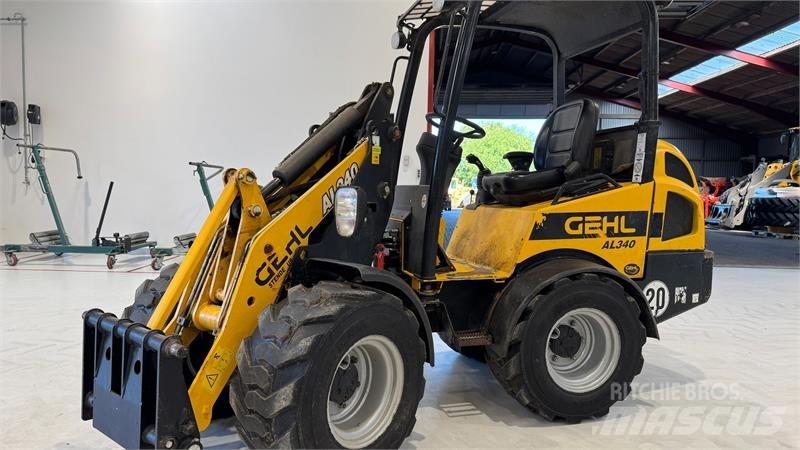 Gehl AL 340 لوادر صغيرة