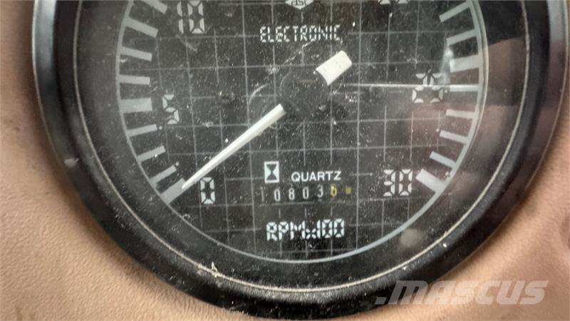 Hydrema 906C لوادر ذات جرافات عكسية