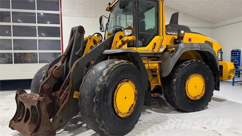 Volvo L 110 H لوادر بعجل