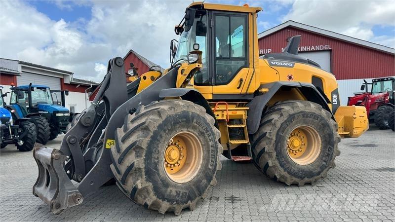 Volvo L 90 H لوادر بعجل