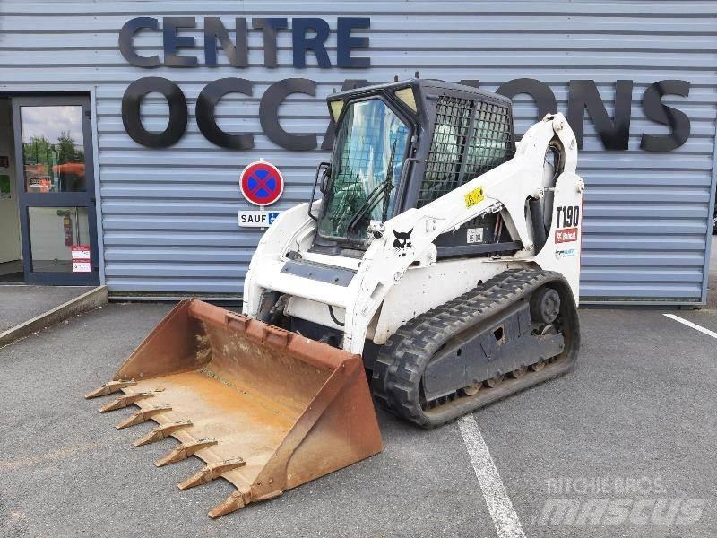 Bobcat T190 لوادر انزلاقية التوجيه