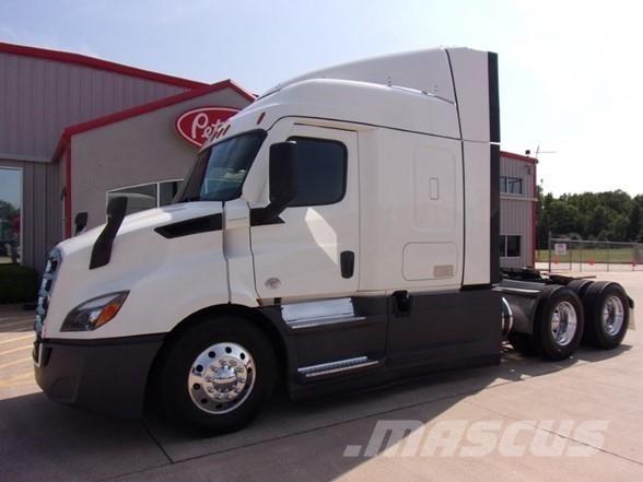 Freightliner CASCADIA 116 وحدات الجر