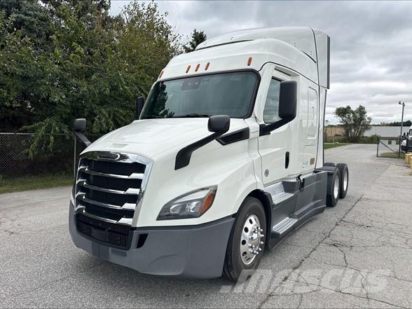 Freightliner CASCADIA 116 وحدات الجر