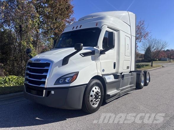 Freightliner CASCADIA 116 وحدات الجر
