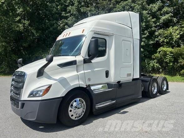 Freightliner CASCADIA 116 وحدات الجر
