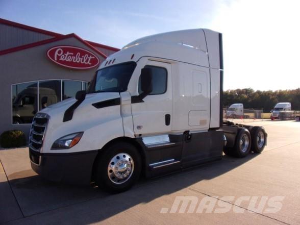 Freightliner CASCADIA 116 وحدات الجر