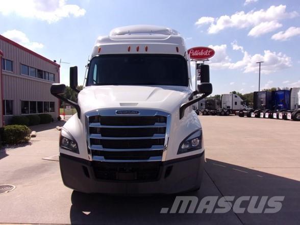 Freightliner CASCADIA 116 وحدات الجر