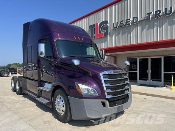 Freightliner CASCADIA 126 وحدات الجر