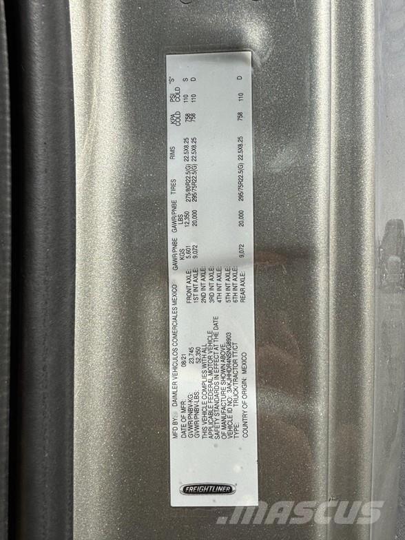 Freightliner CASCADIA 126 وحدات الجر
