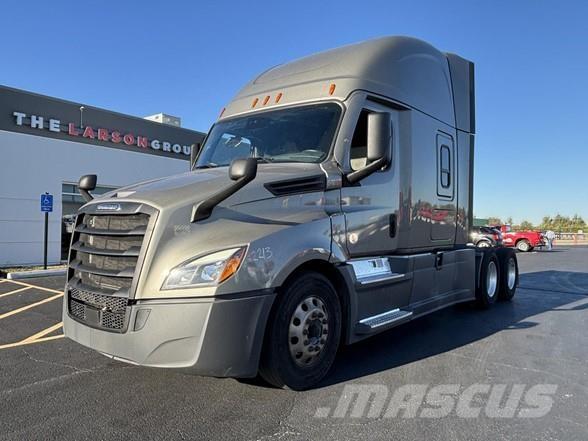 Freightliner CASCADIA 126 وحدات الجر