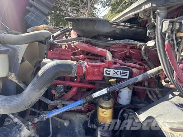 International LT وحدات الجر