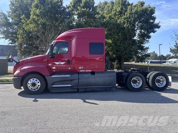 International LT وحدات الجر