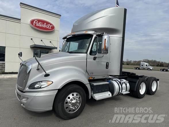 International PROSTAR وحدات الجر